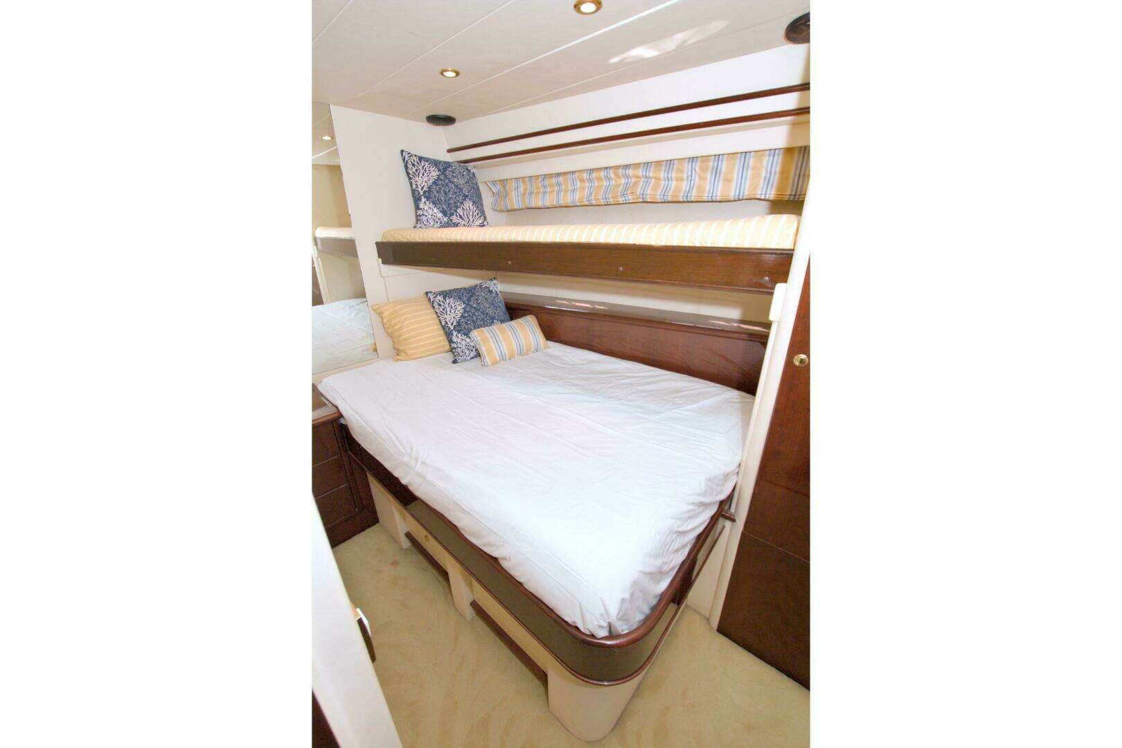2005 Neptunus 62 Flybridge - Image 60
