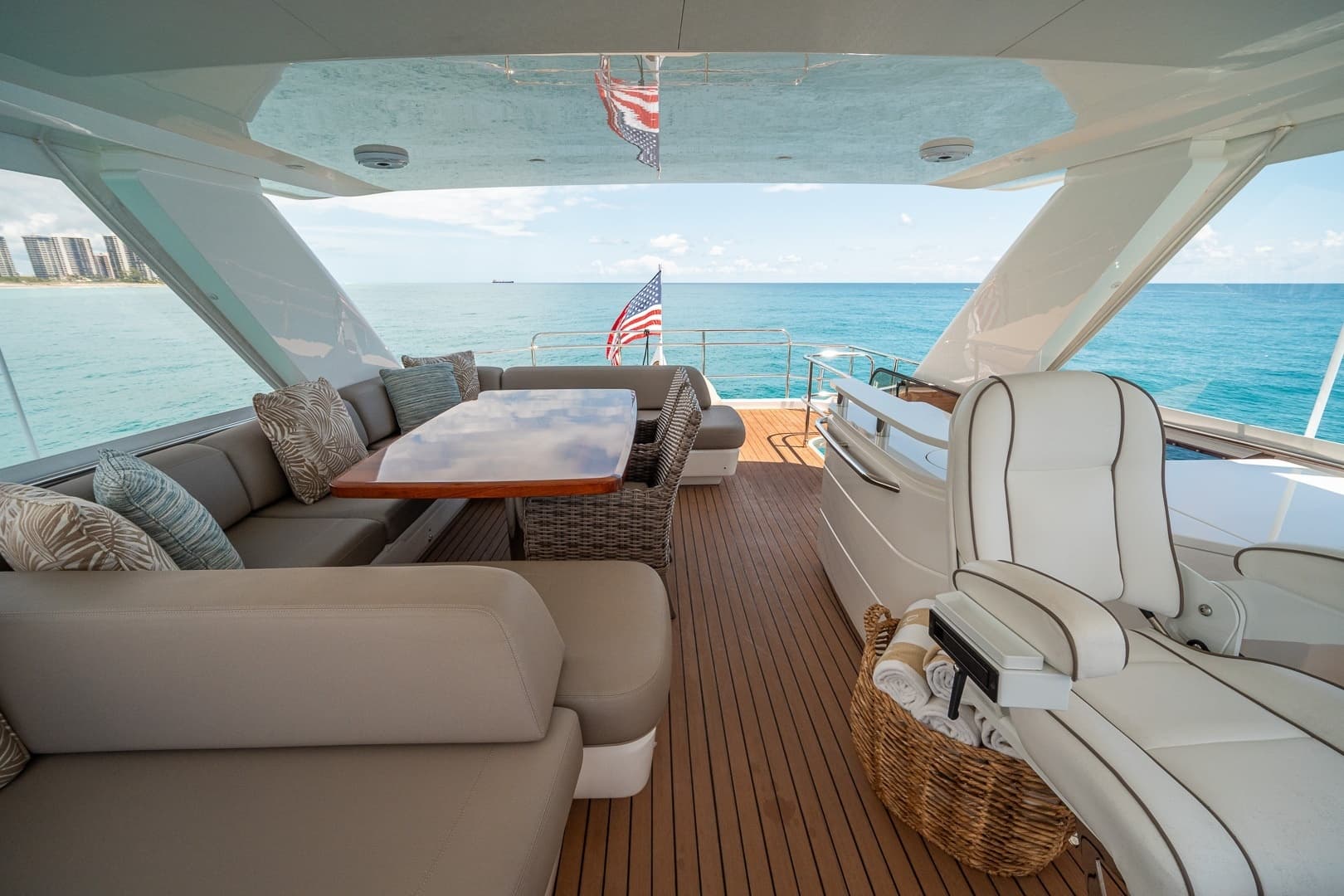 2017 Princess 68 Flybridge - Image 65