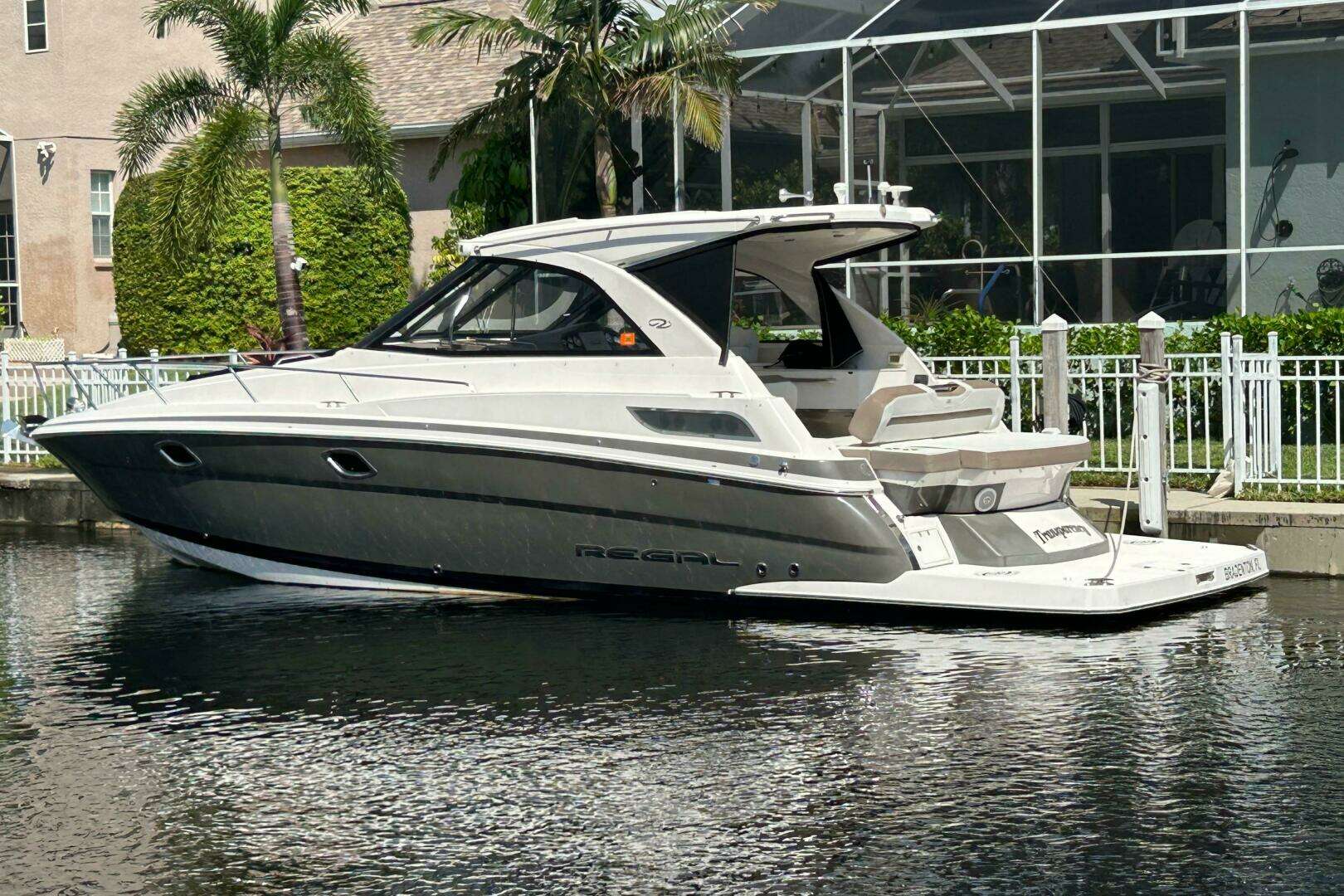 2016 Regal 35 Sport Coupe - Image 2