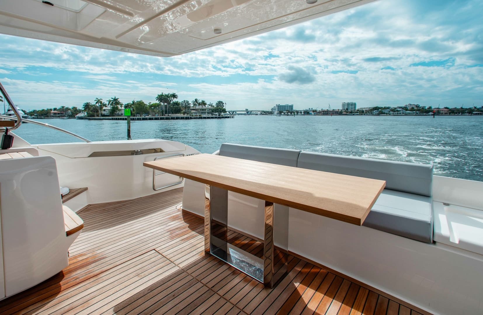 2022 Ferretti Yachts 550 - Image 3
