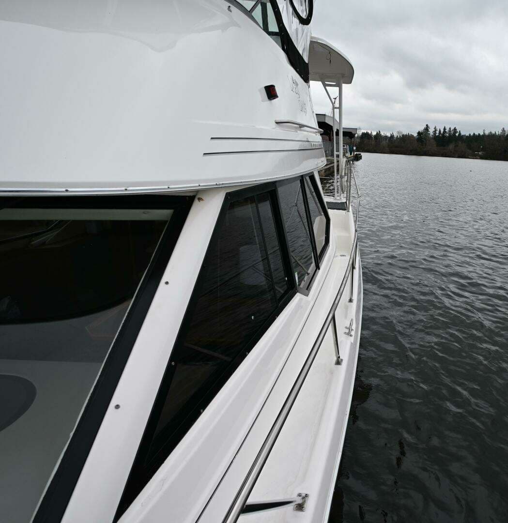 1996 Bayliner 4087 Aft Cabin Motoryacht - Image 18