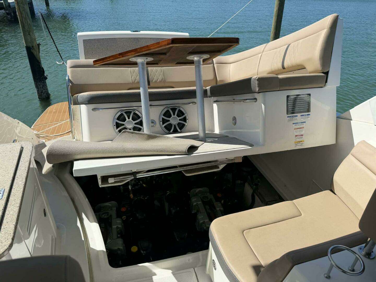 2016 Sea Ray 350 Sundancer - Image 51