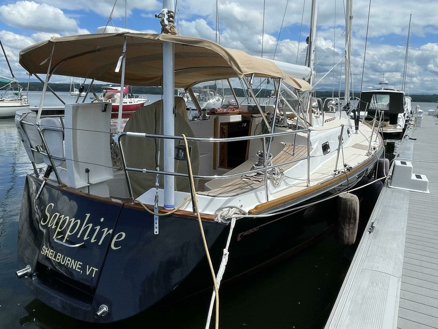 2009 Tartan 4300 - Image 6
