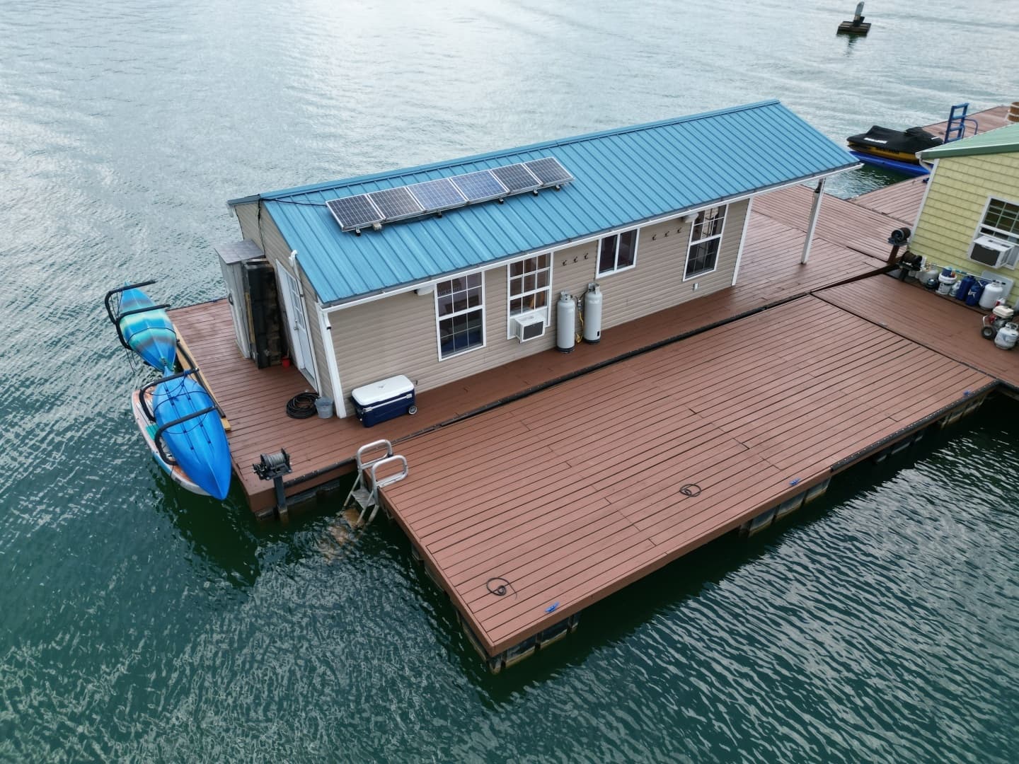 2008 Custom 13 x 29 Floating Cabin Approx 377sqft - Image 4