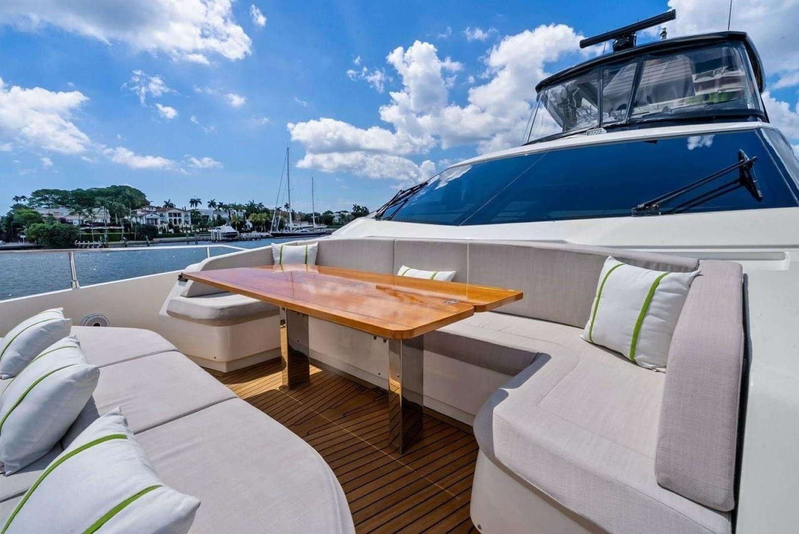 2022 Ferretti Yachts 780 - Image 28