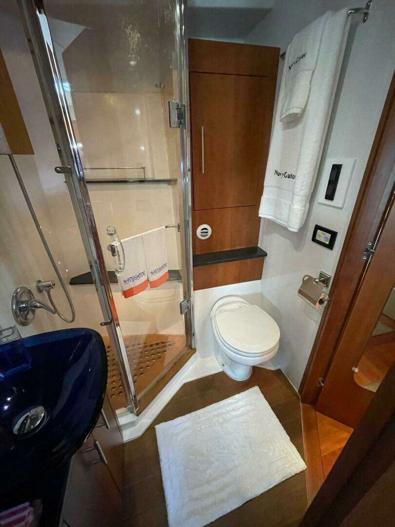 2009 Regal 5260 Sport Coupe - Image 39