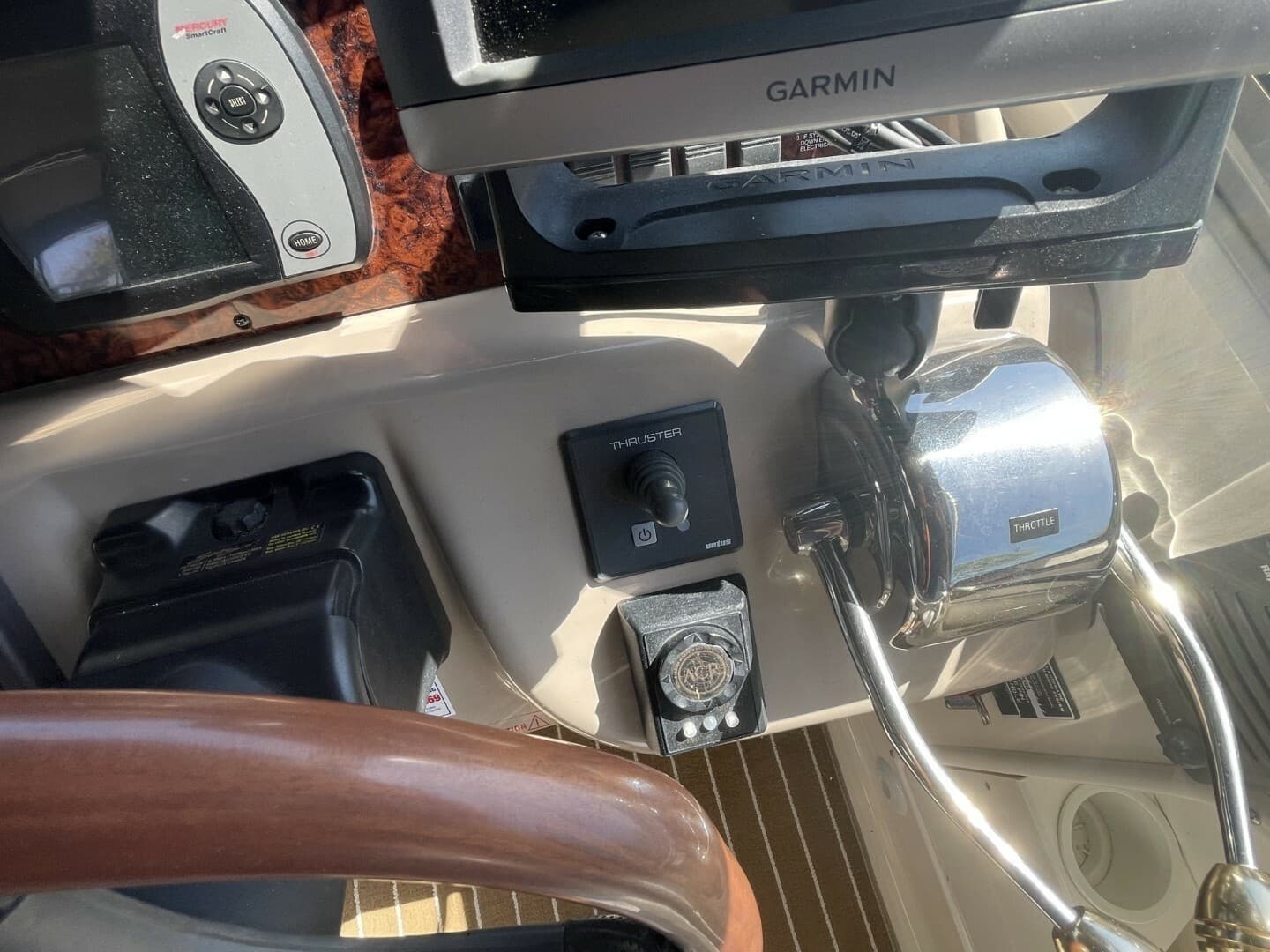 2006 Sea Ray 360 Sundancer - Image 16