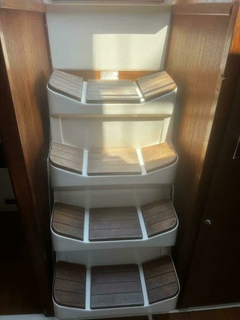 1990 Catalina — - Image 24