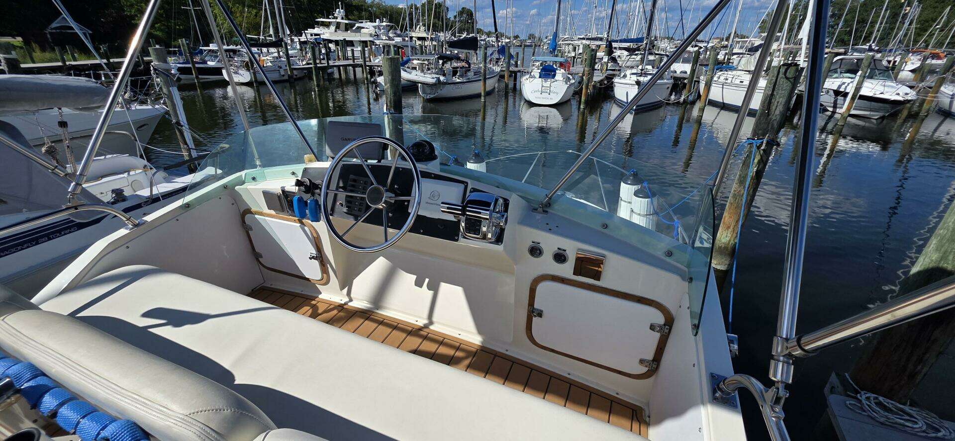 1983 Bertram 28 Flybridge - Image 15