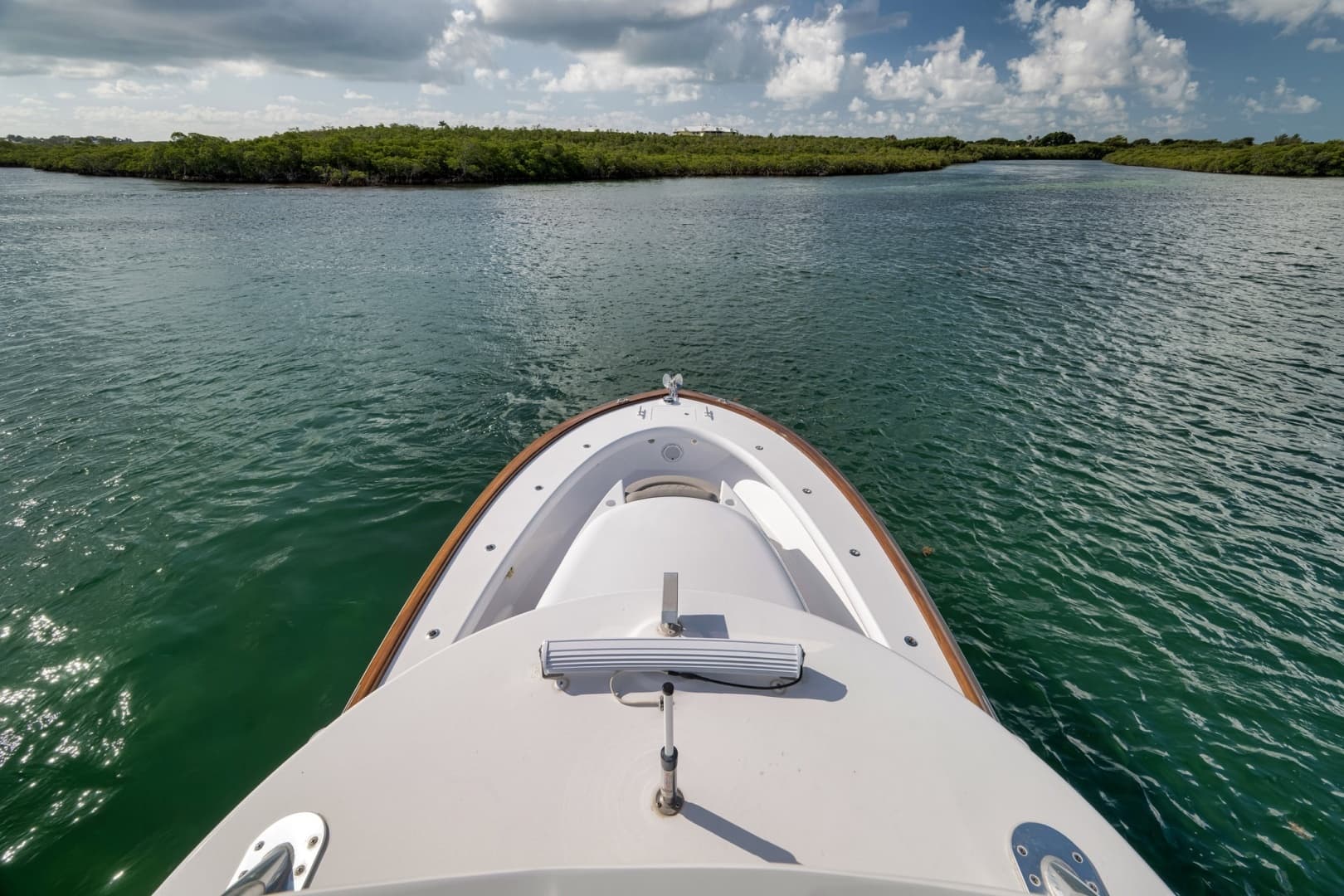 2022 Winter Custom Yachts 38 Walk Around - Image 15