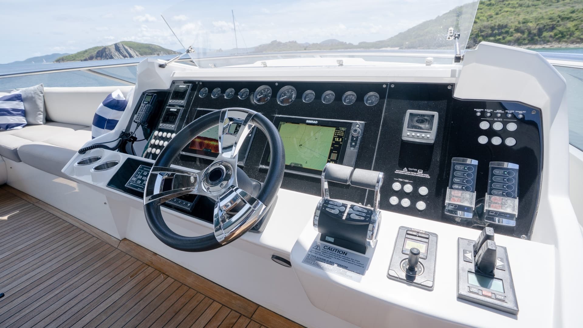 2017 Sunseeker 86 Yacht - Image 110