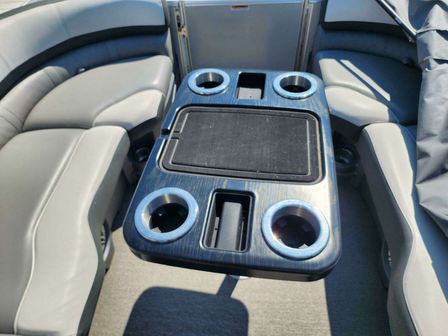 2021 Avalon — - Image 18