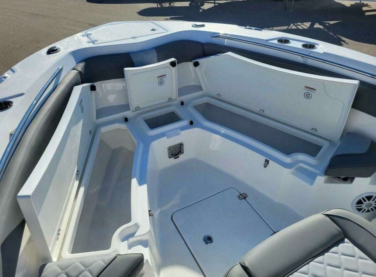 2025 NauticStar 222 Offshore - Image 7