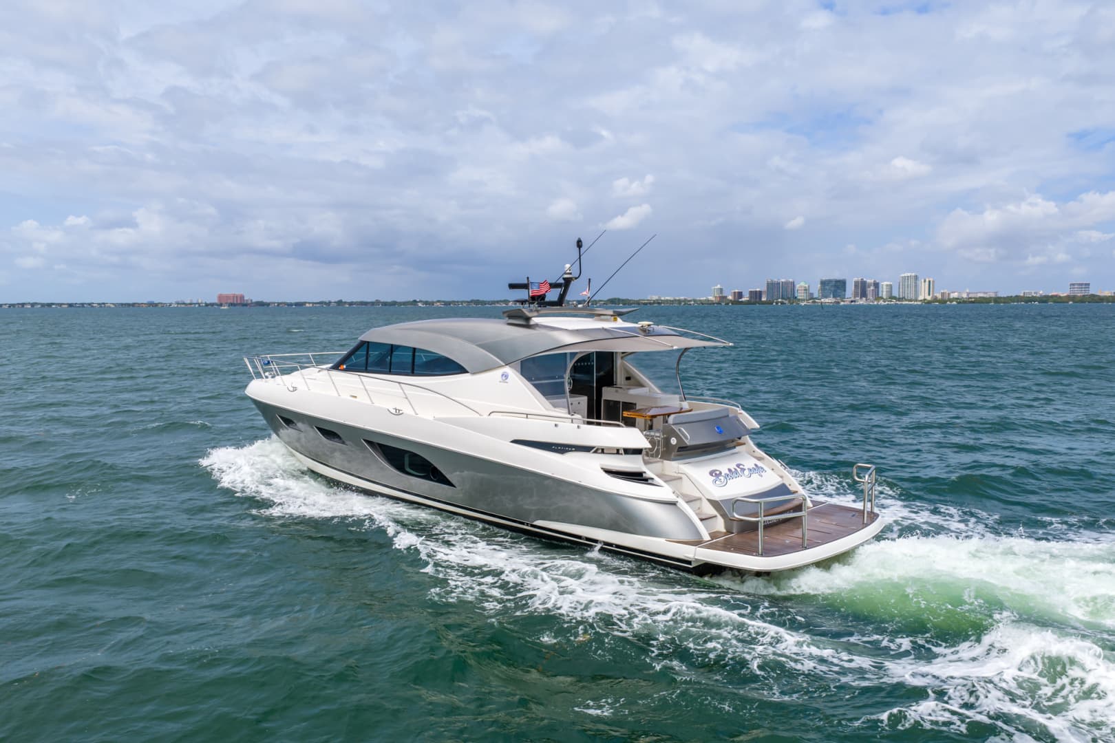 2024 Riviera 6000 SPORT YACHT - Image 36