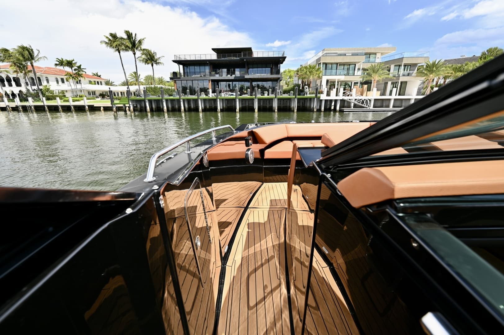 2022 Cruisers Yachts 38 GLS OB - Image 22
