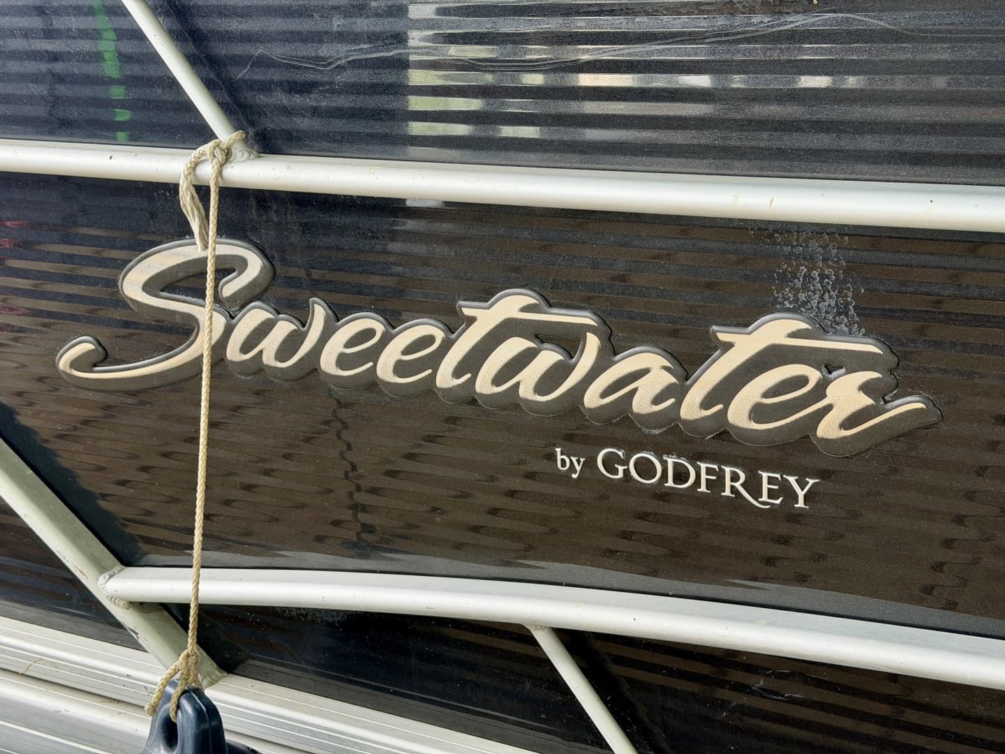 2019 Sweetwater 2386 Cruise Pontoon - Image 103