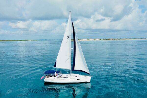 2015 Beneteau Oceanis 45