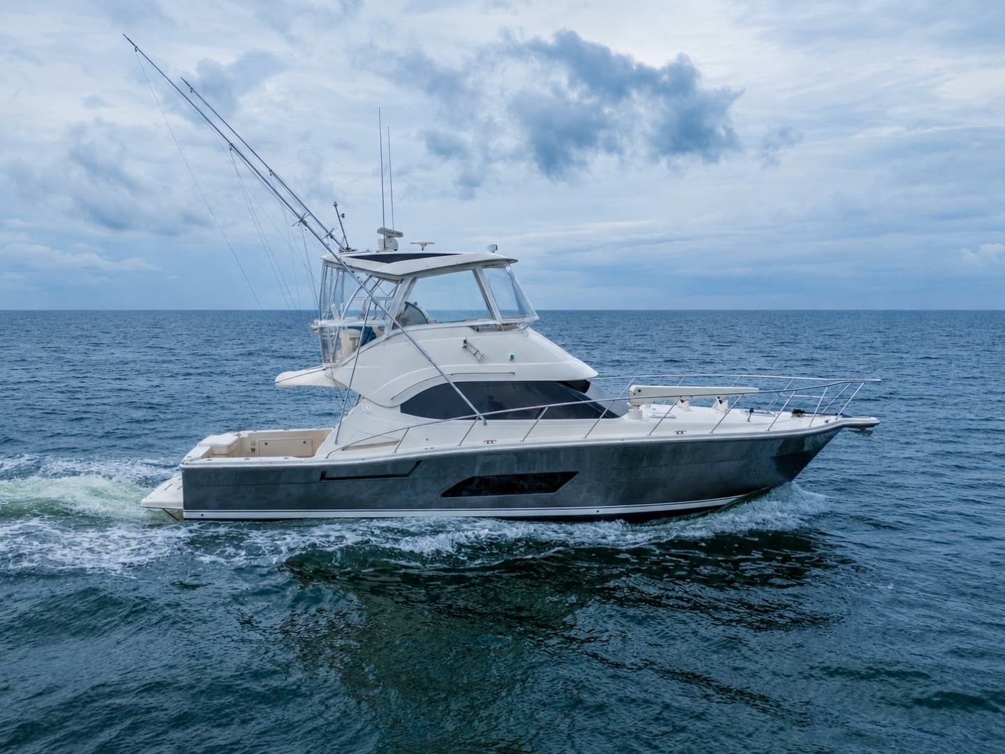 2011 Riviera 43 Open Flybridge - Image 7