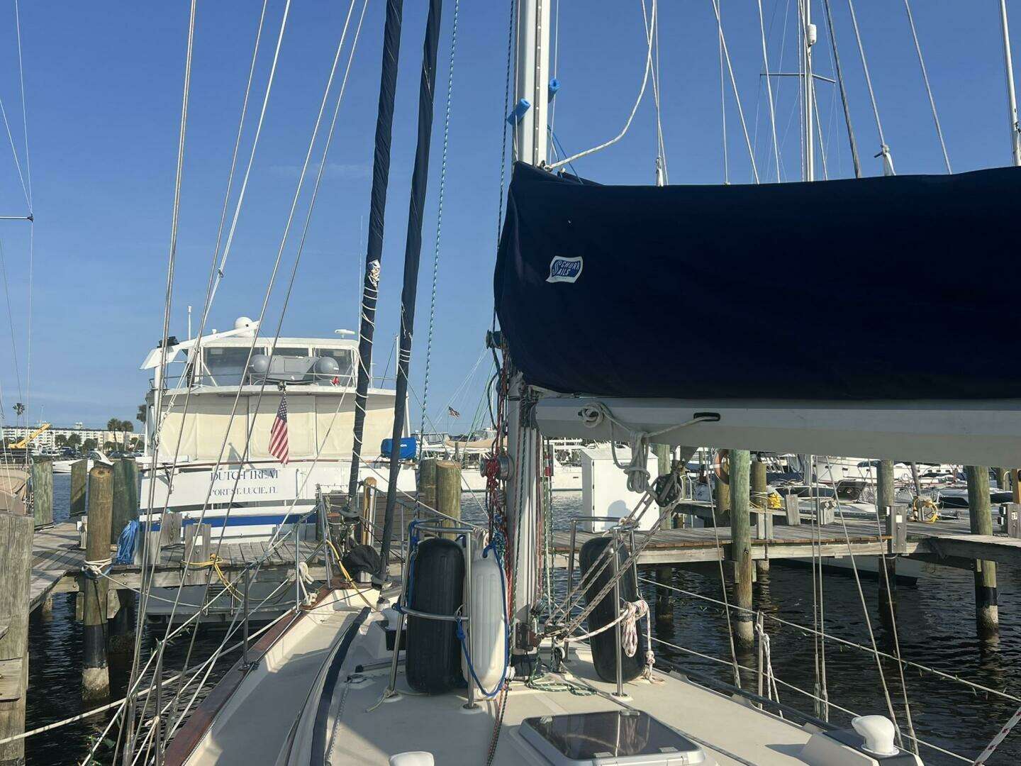 1994 Island Packet Cutter - Image 18