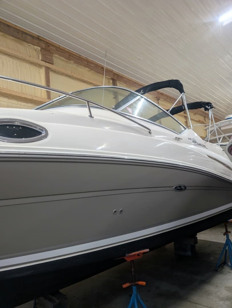 2006 Sea Ray 240 Sundancer - Image 6