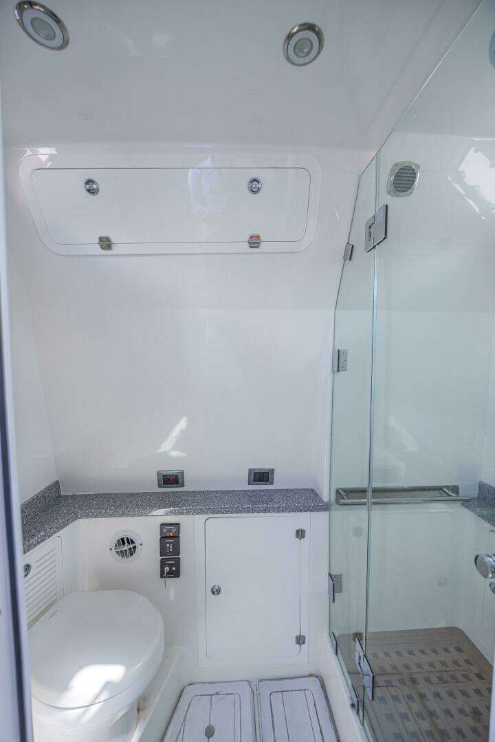 2019 HCB 53 Suenos - Image 28