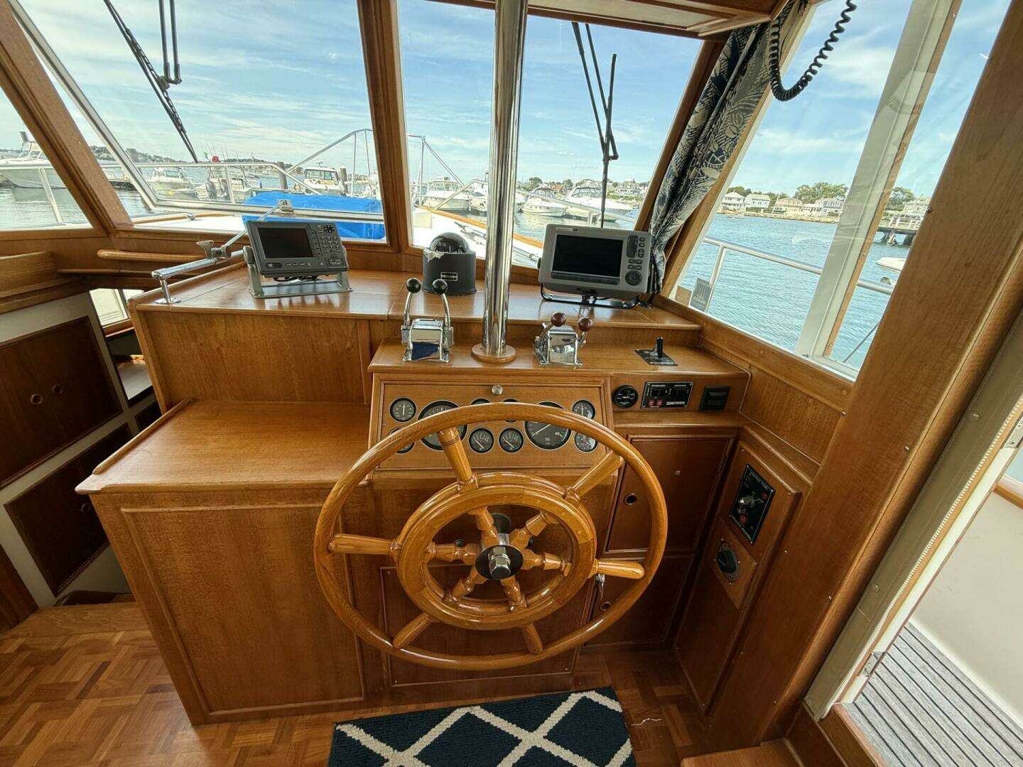 1999 Grand Banks 42 Classic - Image 34