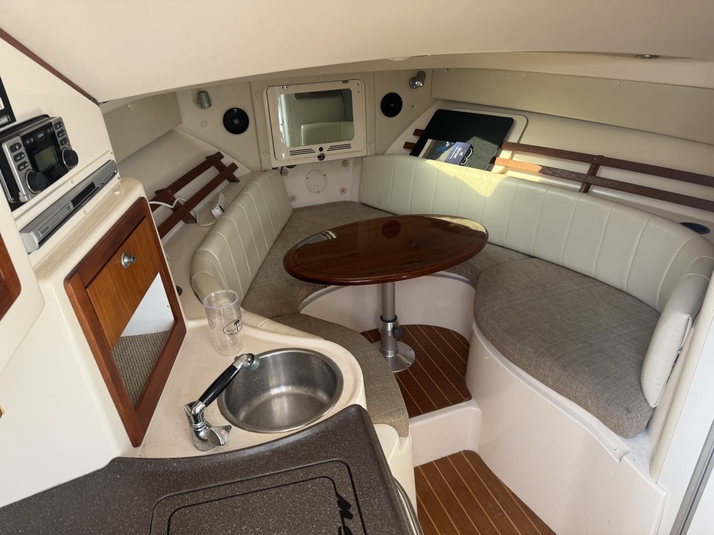 2007 Grady-White 305 Express - Image 21