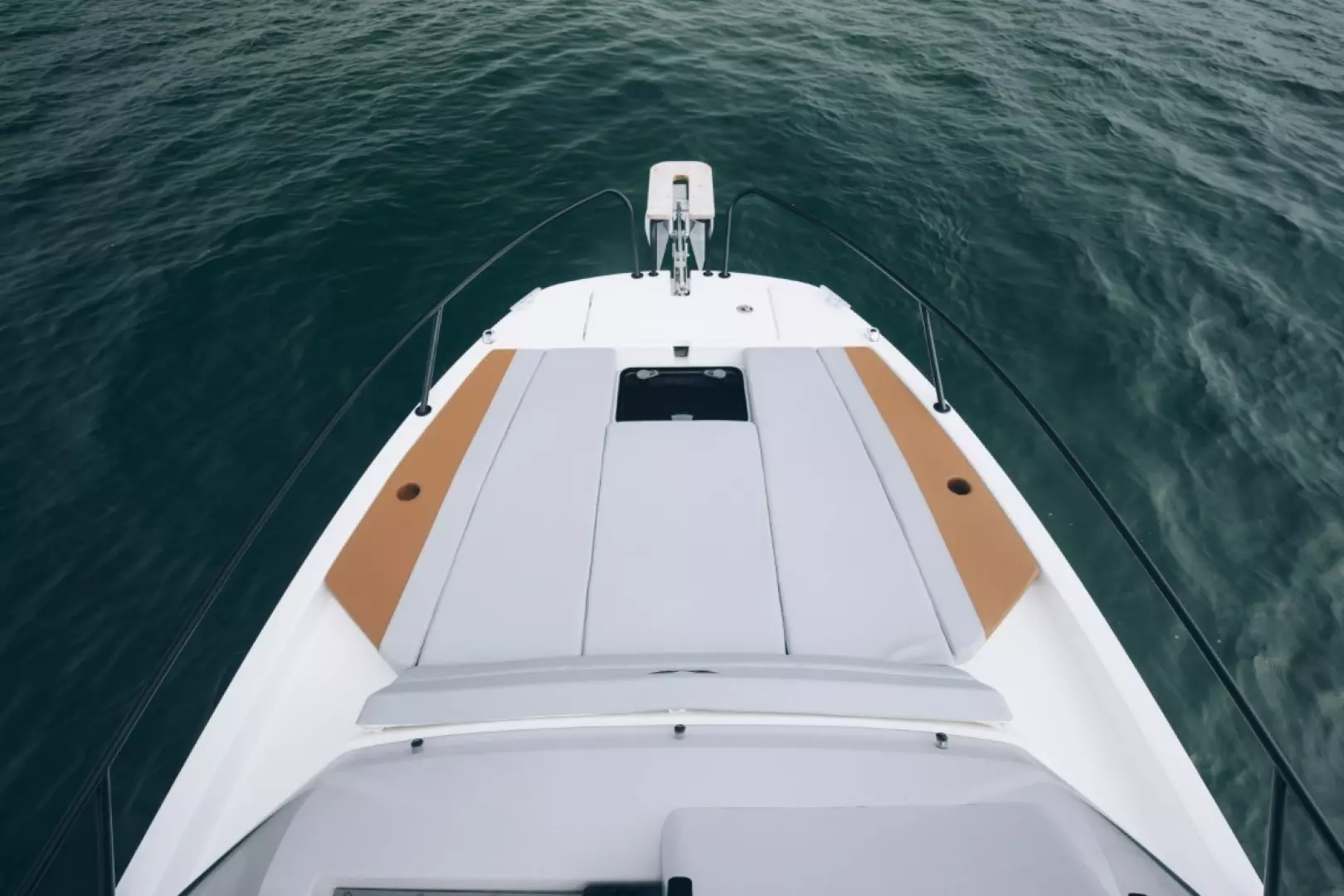 2026 Beneteau Flyer 7 Sundeck - Image 10