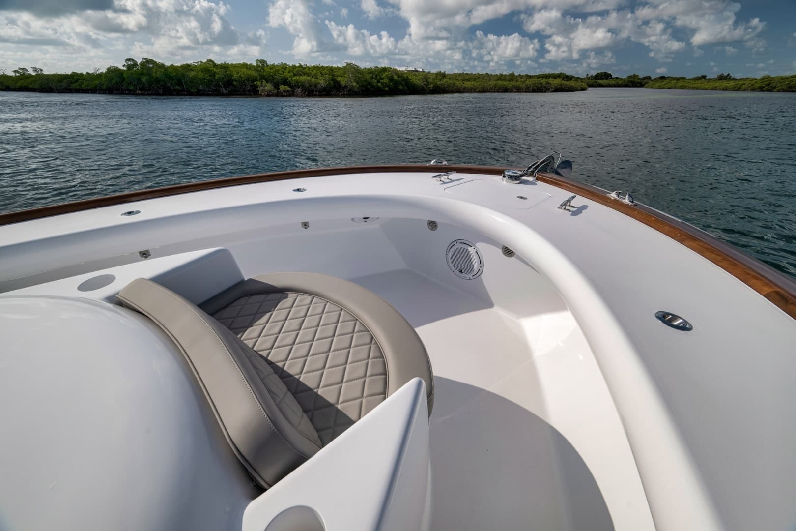 2022 Winter Custom Yachts 38 Walk Around - Image 12