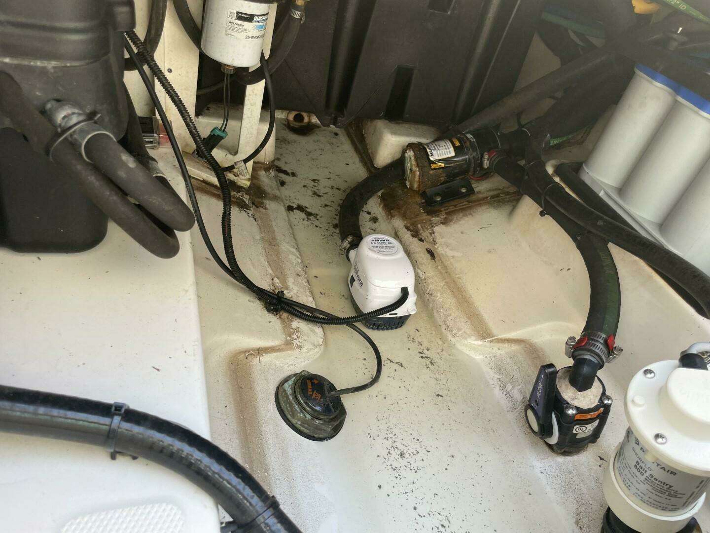 2016 Boston Whaler 270 Vantage - Image 37