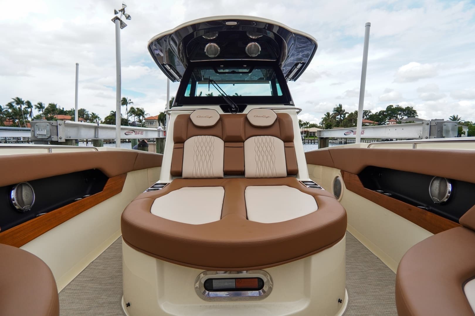 2026 Chris-Craft 31 Catalina - Image 28