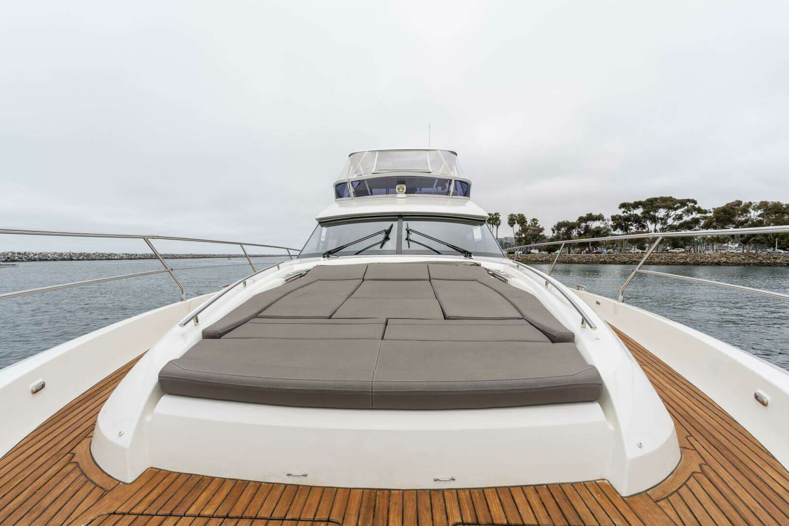 2018 Prestige 560 - Image 66