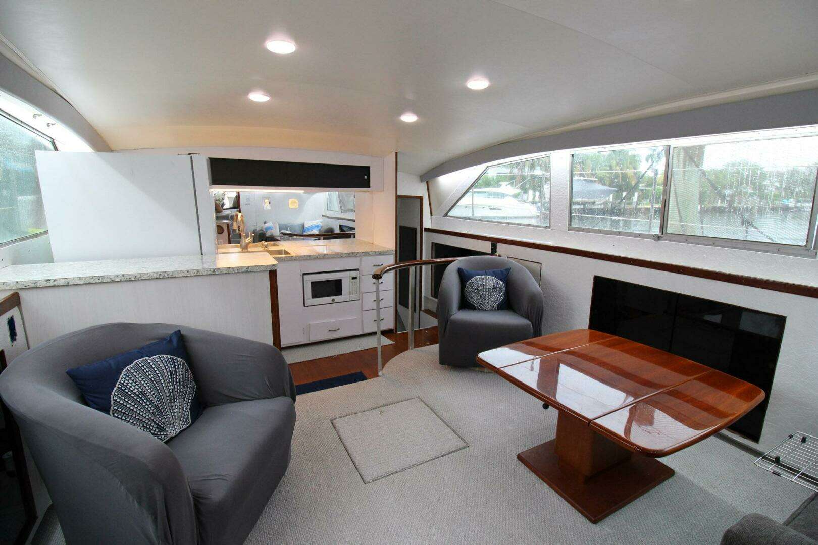 1974 Bertram 42 Motor Yacht - Image 11