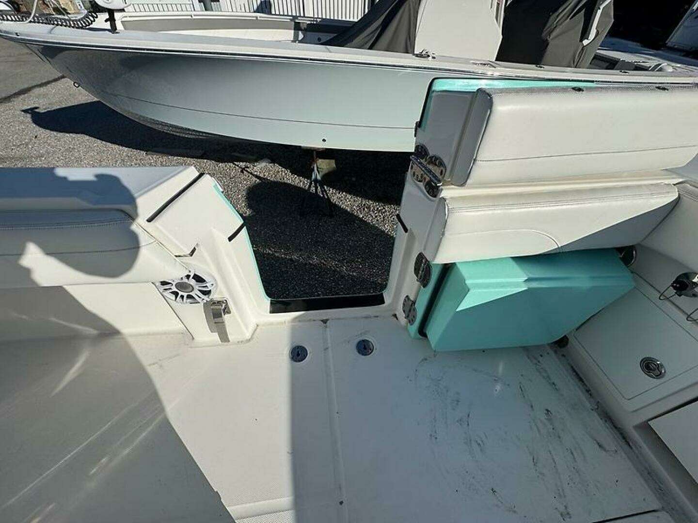 2022 Regulator 31 FS - Image 29