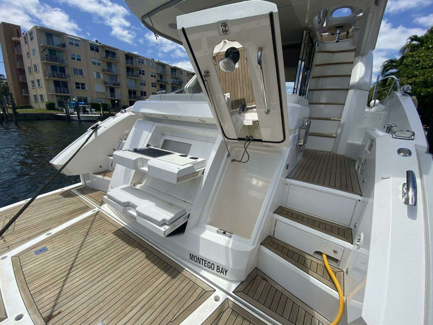 2017 Sunseeker 52 Manhattan - Image 12