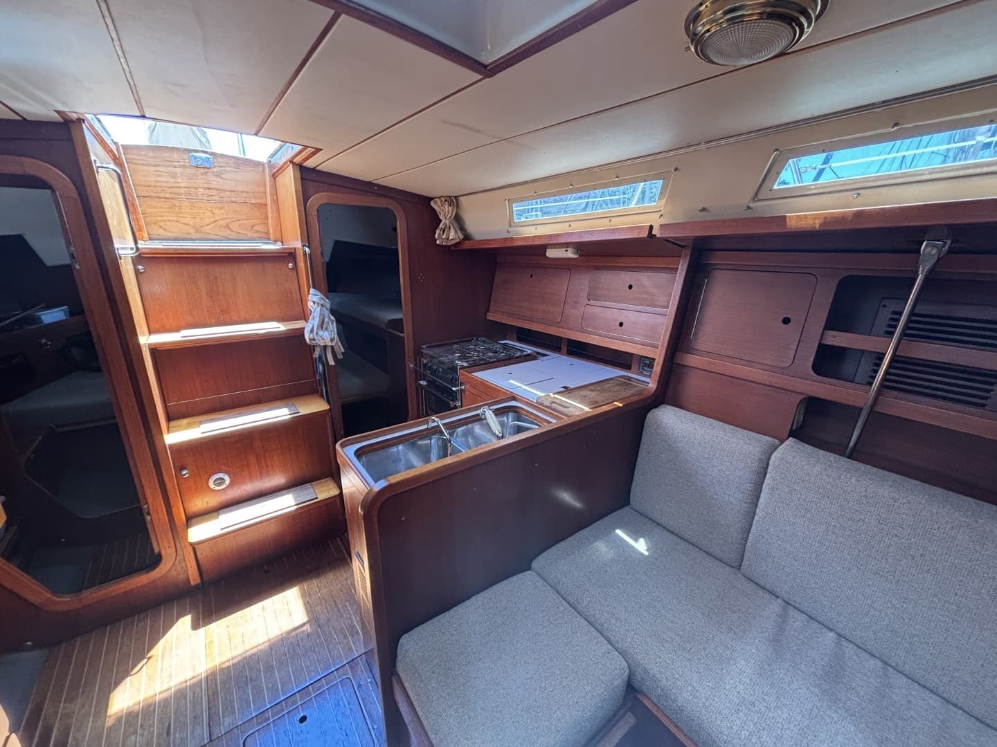 1984 Grand Soleil GS39 - Image 36