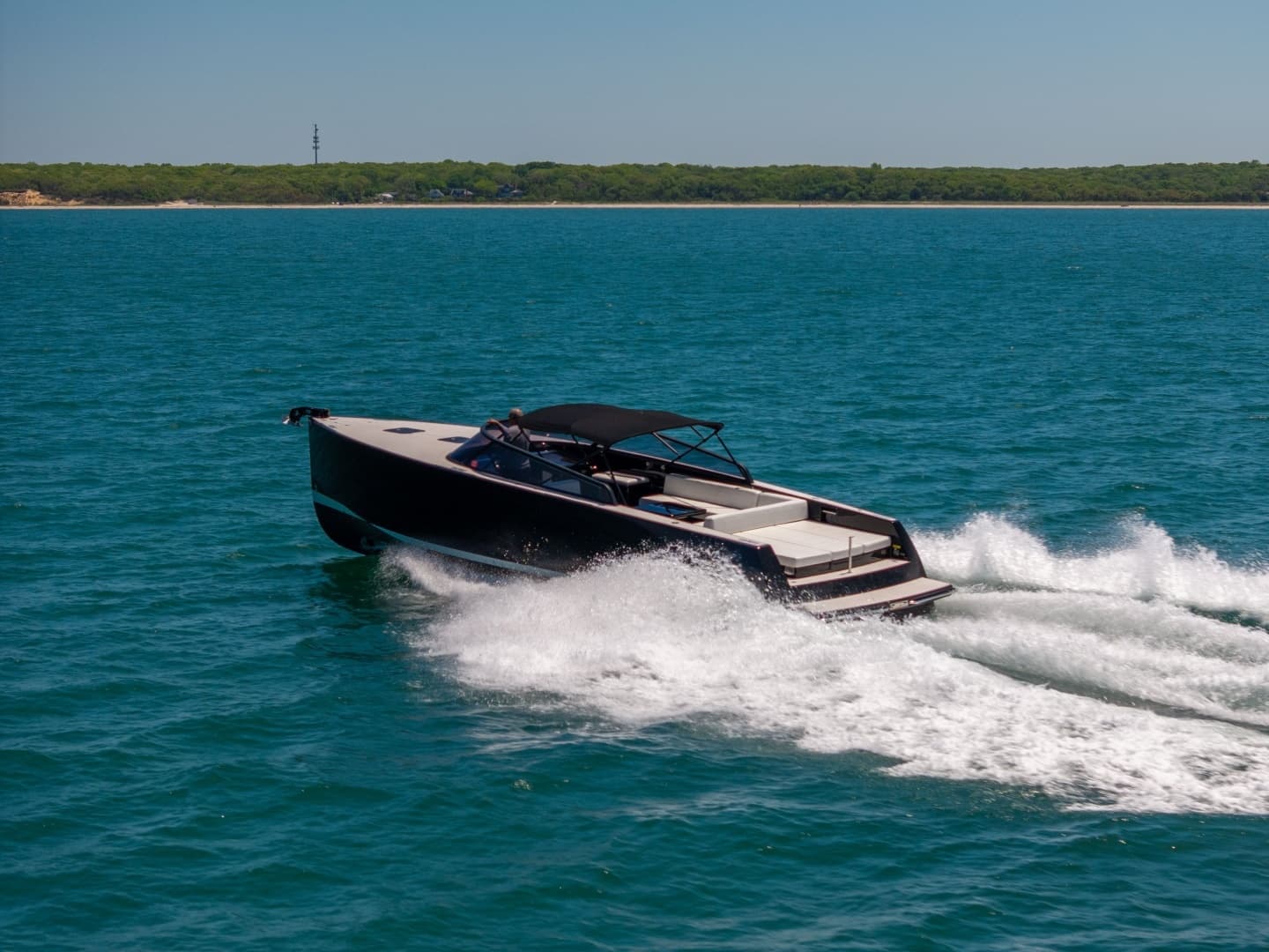 2016 VanDutch VanDutch 40 - Image 38