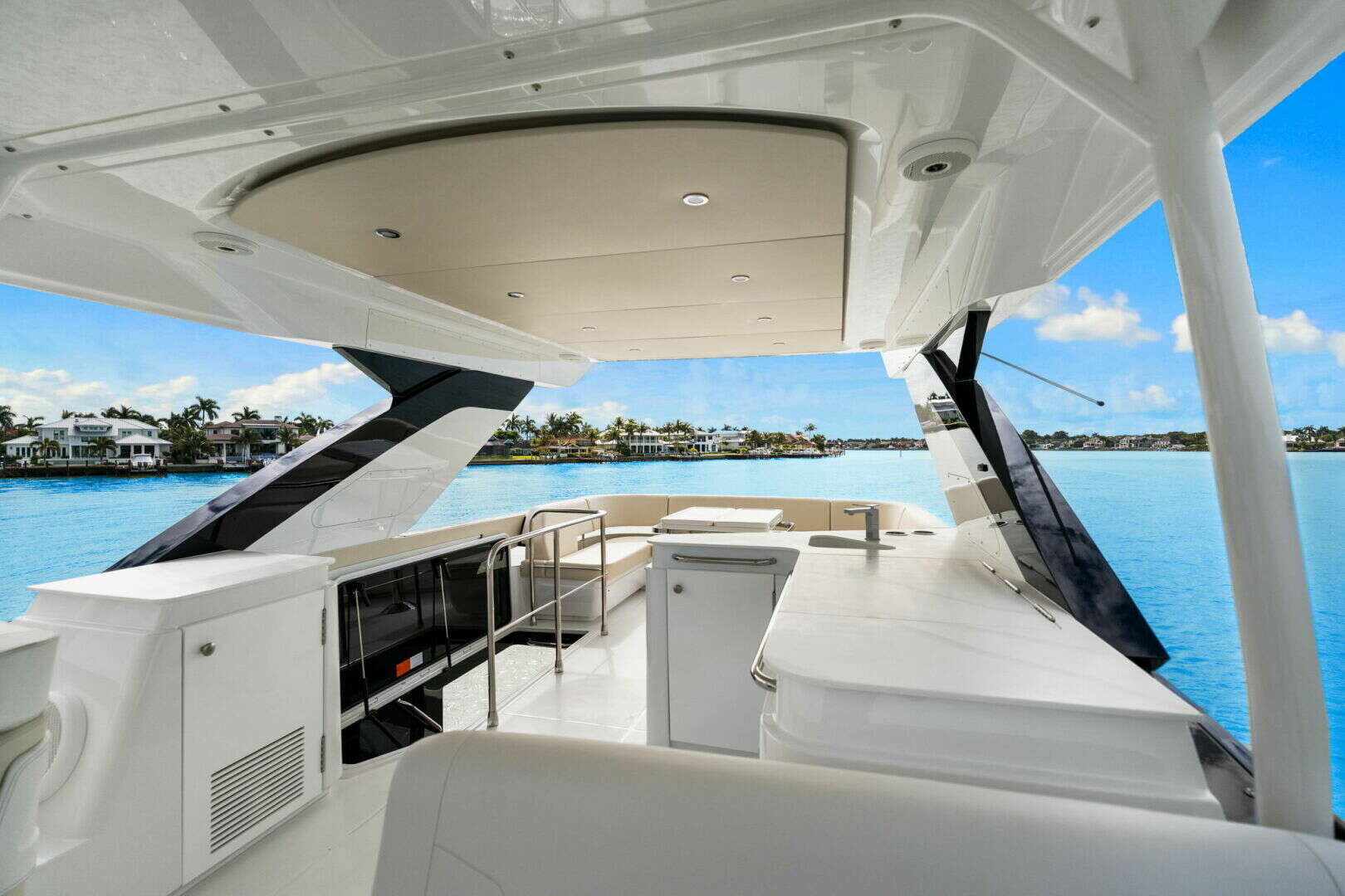 2026 Cruisers Yachts 57 FLY - Image 61