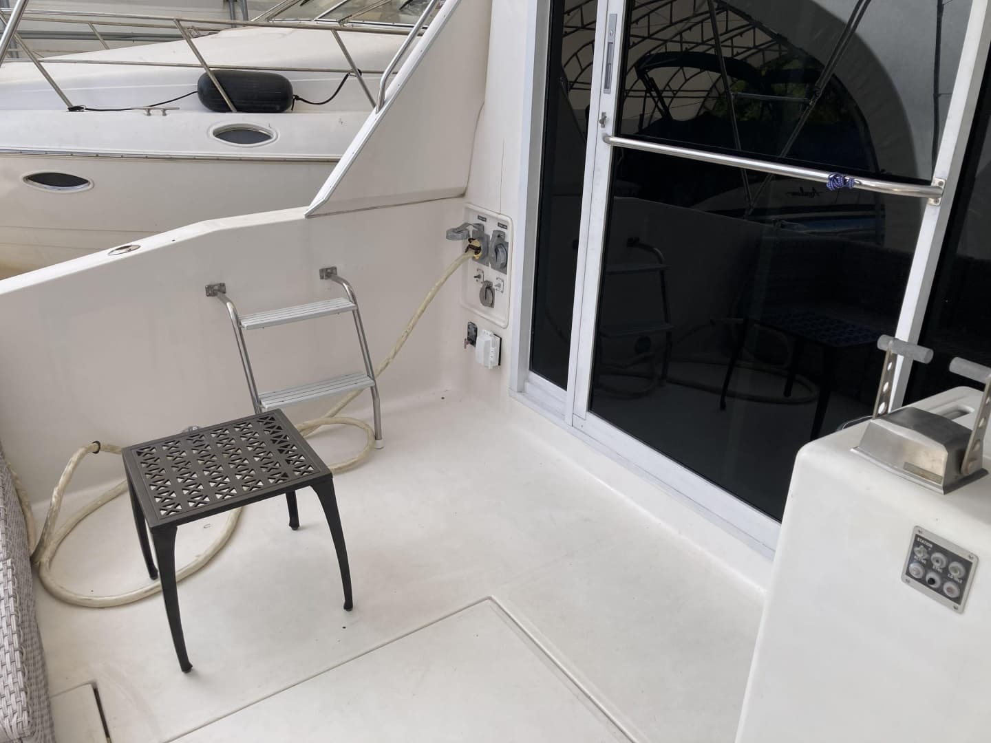 1995 Sea Ray 550 - Image 11