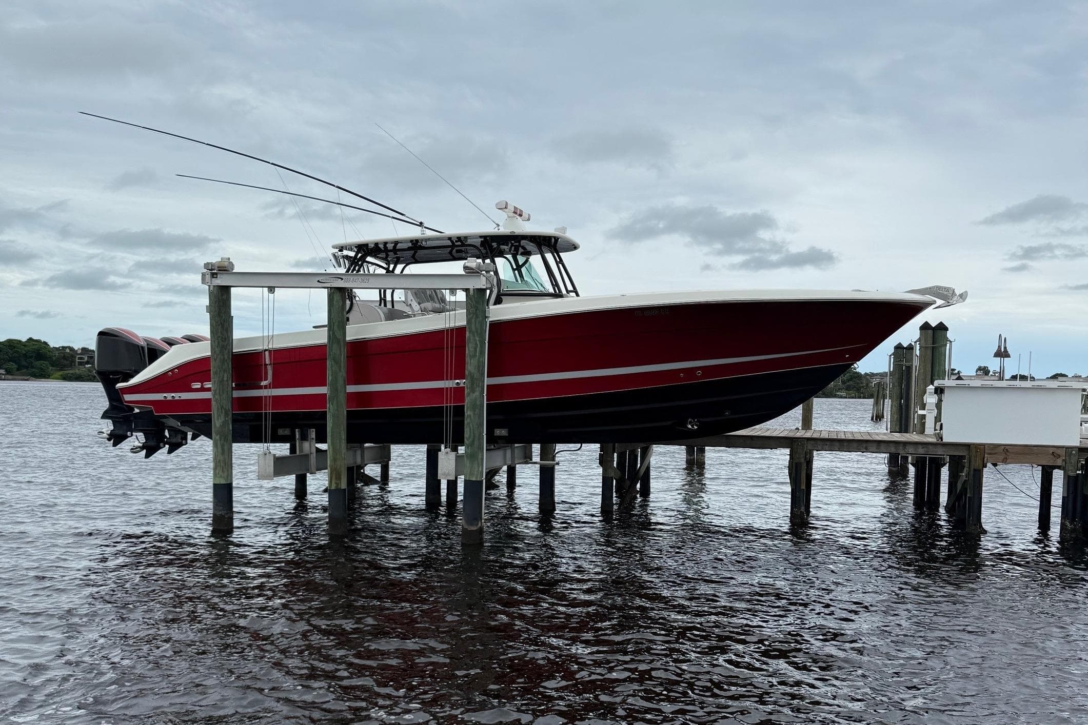2013 Hydra-Sports 4200 Siesta