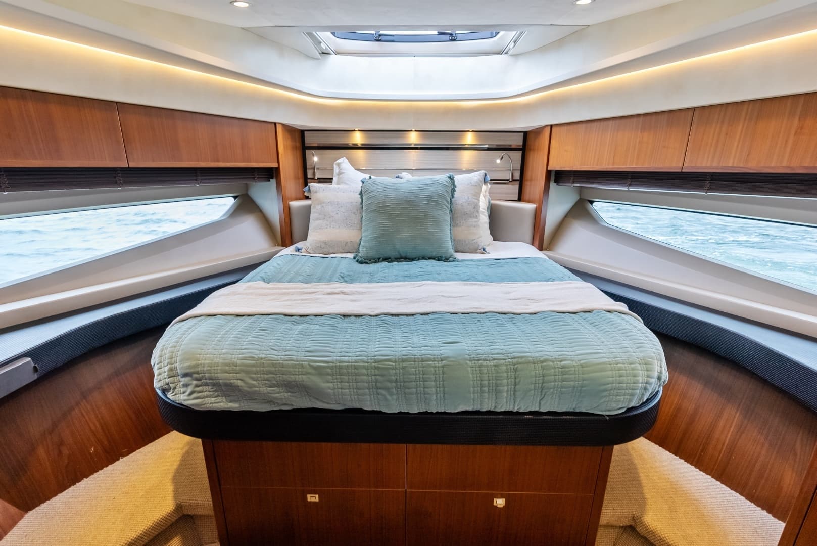 2014 Princess S72 - Image 84
