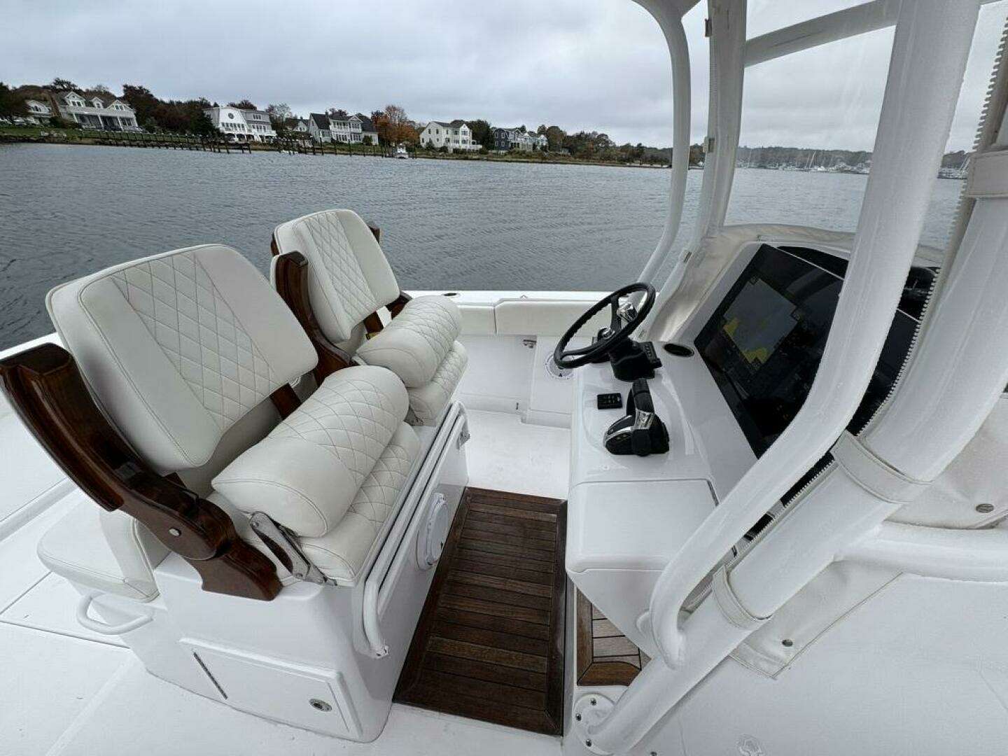 2023 Jupiter 30 - Image 33