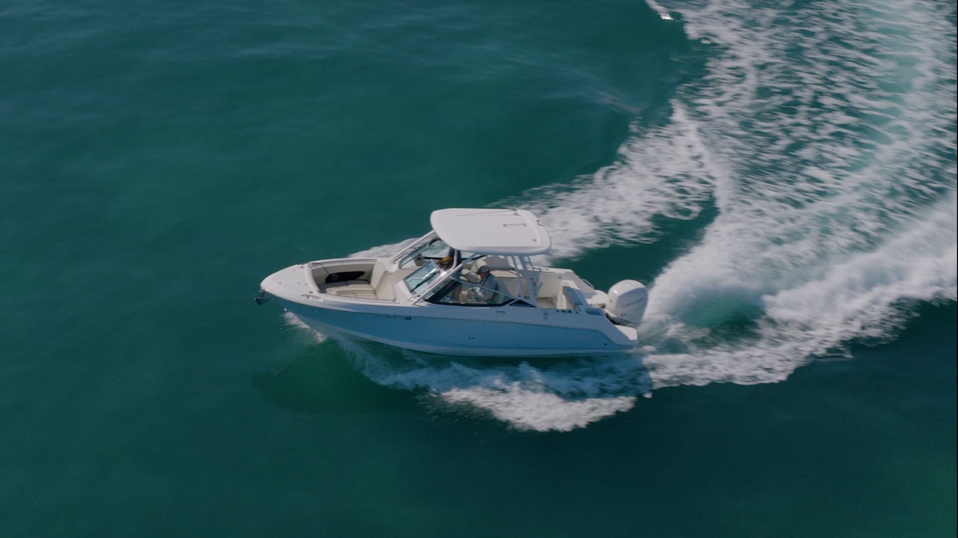 2022 Boston Whaler Vantage - Image 4