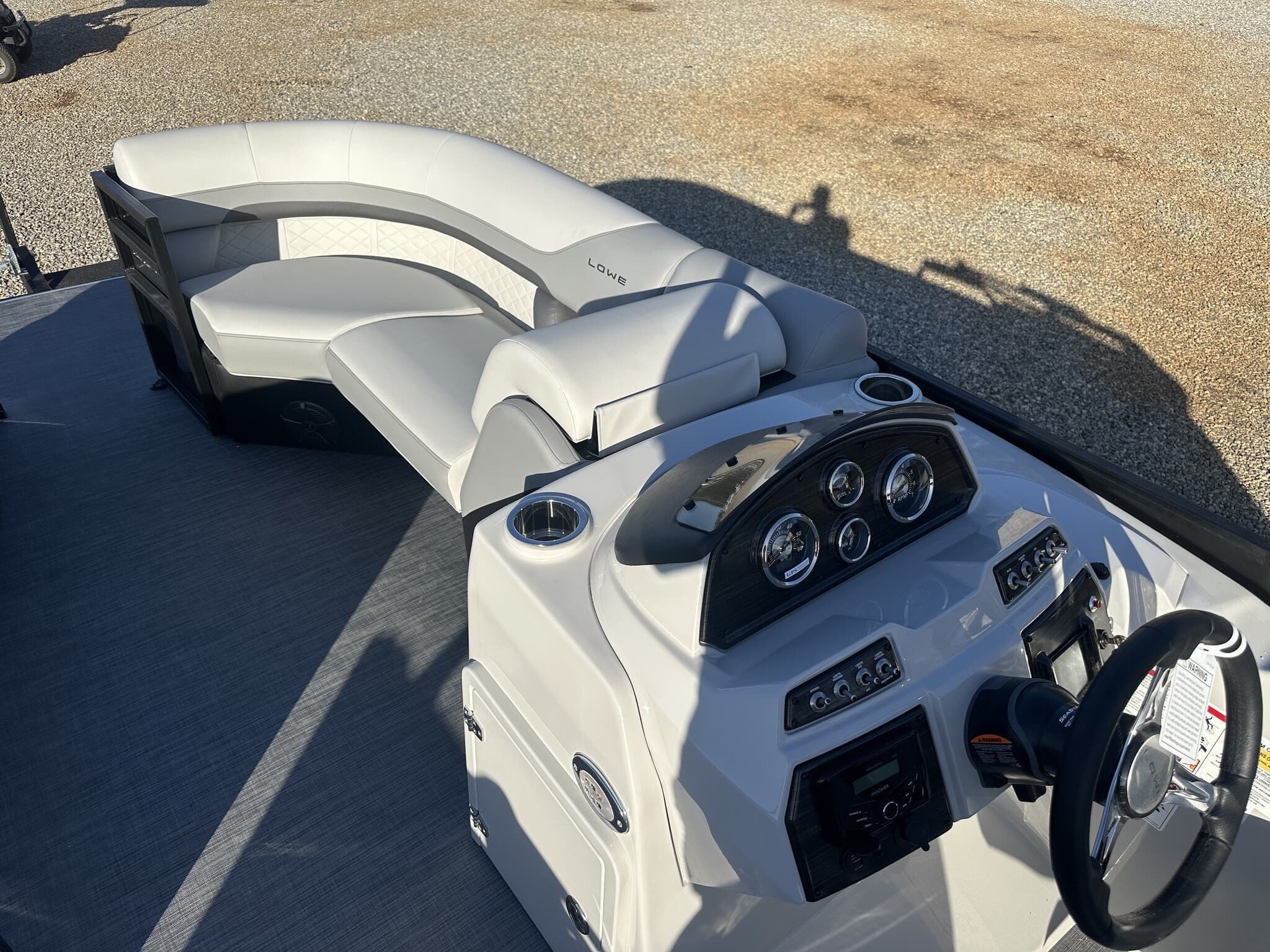 2025 Lowe Ss 230 - 15