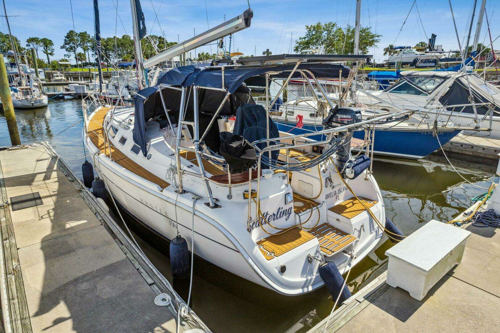 2003 Hunter 356 - Image 16