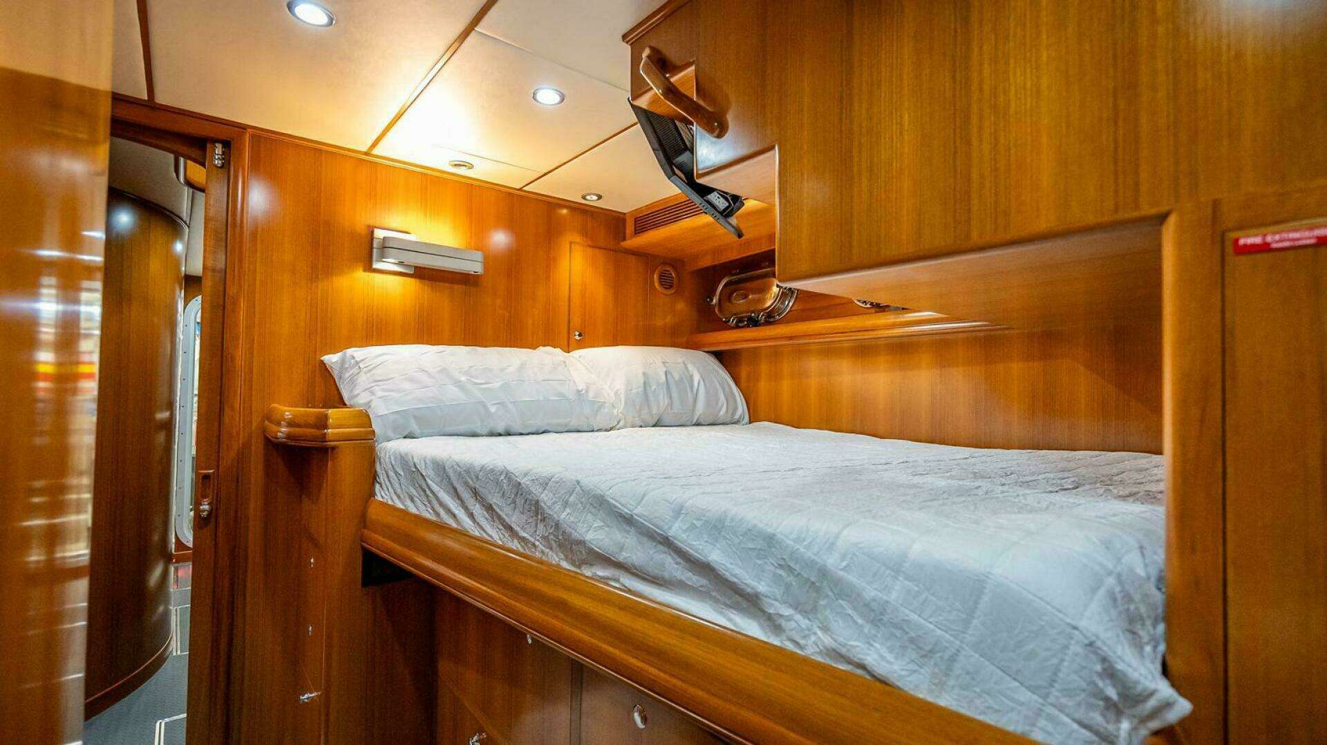 2009 Nordhavn 76 - Image 26
