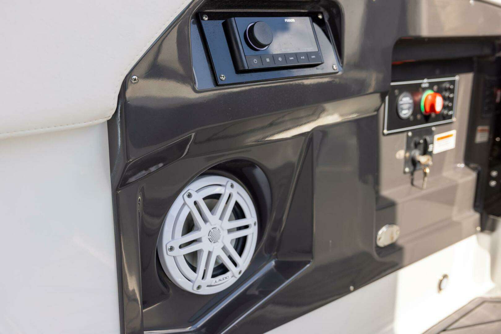 2023 Monterey 255SS Super Sport - Image 31