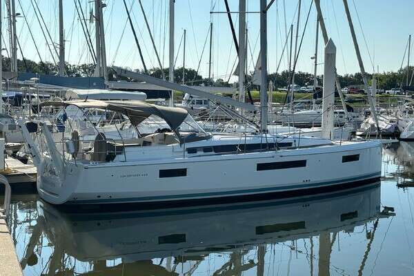 2021 Jeanneau Sun Odyssey 440 - Image 1