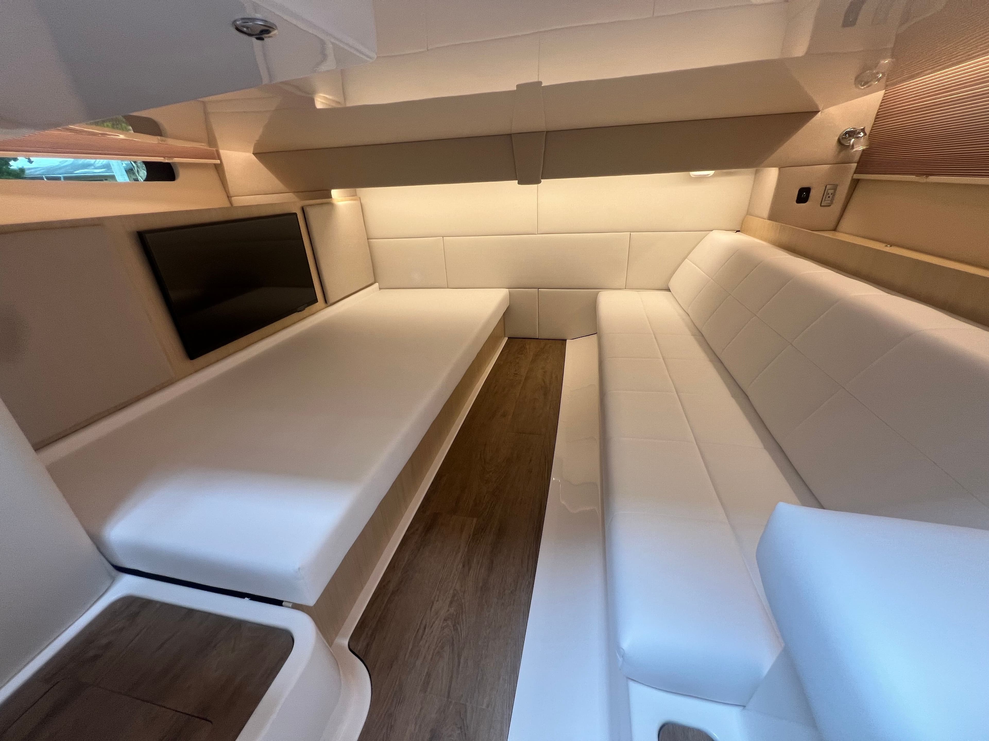 2026 REGAL 36 XO - Image 14