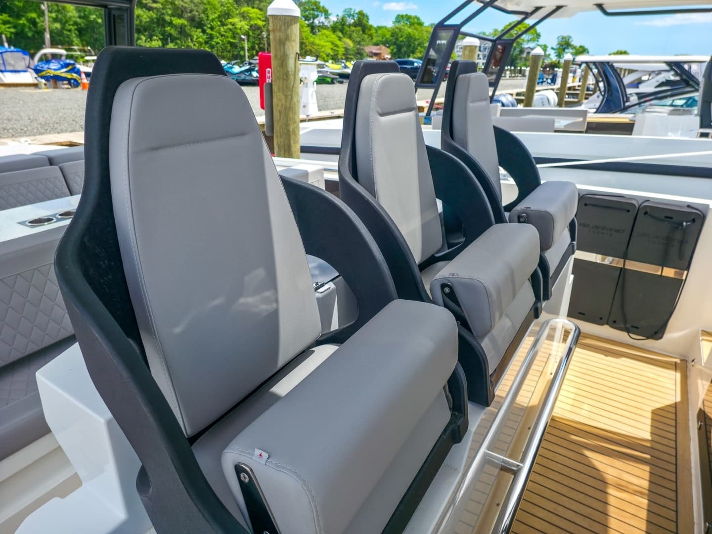 2026 De Antonio Yachts D32 - Image 20